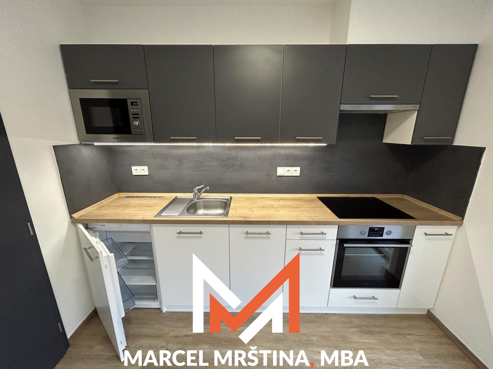 Pronájem bytu 2+kk | 48m² | Pod Montací | Náchod — fotka 1